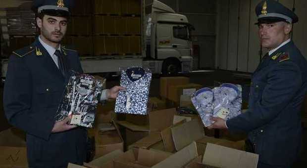 Oltre 2 mila camicie contraffatte sequestrate dalla Guardia di Finanza