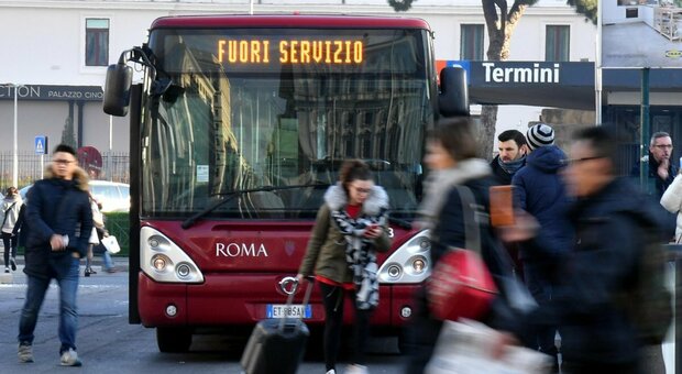 Sciopero dei mezzi pubblici a Roma, domani a rischio 39 linee autobus; orari e fasce di garanzia