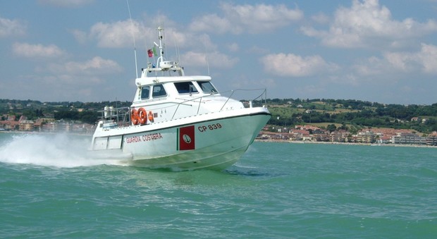 Tre barche rovesciate, una in avaria I soccorsi della Capitaneria di Porto