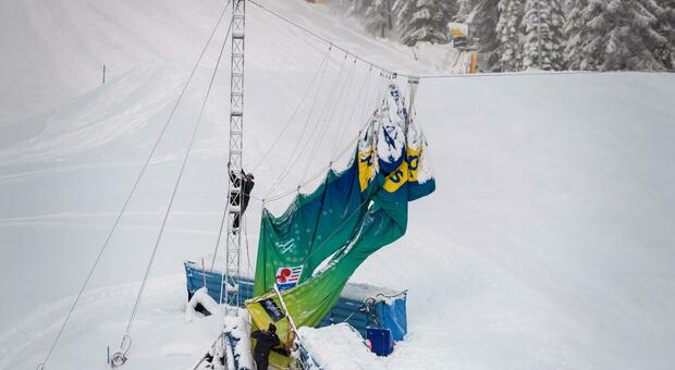 Sci, mondiali Cortina 2021: troppa neve in pista, annullata la gara d'apertura