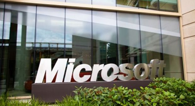 Soffre il comparto della telefonia Microsoft annuncia 7800 licenziamenti