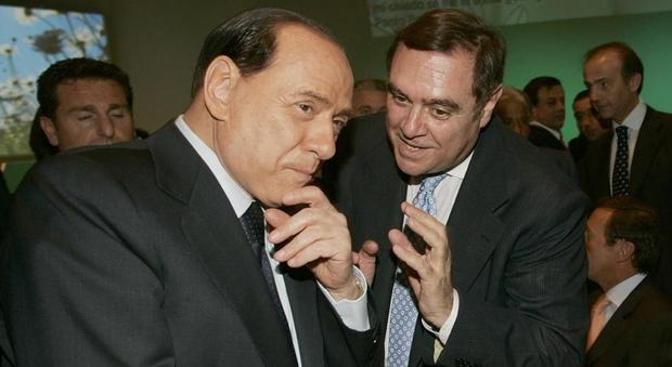 Da Mastella il consiglio a Berlusconi «Silvio attento, Salvini tenta di f...ti»