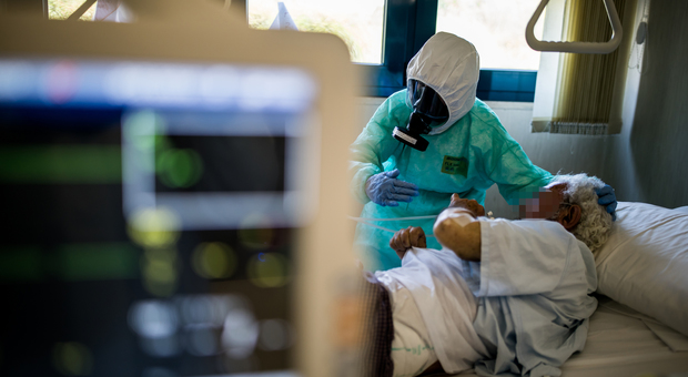 Coronavirus, in Campania altri sei contagi: zero vittime ma nessun paziente guarito