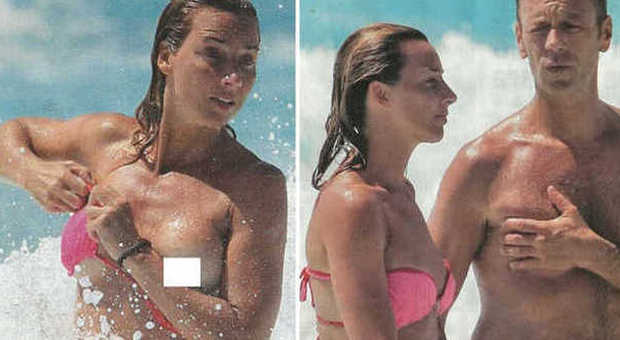 Rocco Siffredi vacanze hot, la moglie Rosa in topless a Formentera