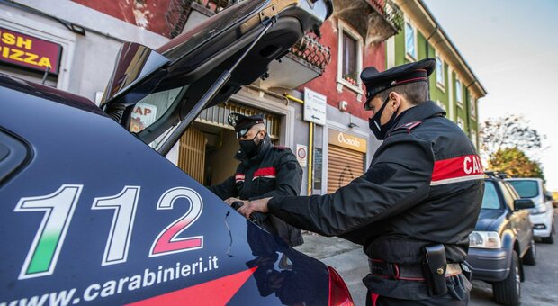 Ostia, controlli a tappeto dei carabinieri nel fine settimana: cinque arresti e due denunce