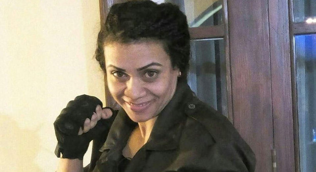 Prima bodyguard donna in Egitto: "Dovevo proteggermi"