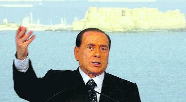 Un intervento di Silvio Berlusconi a Napoli