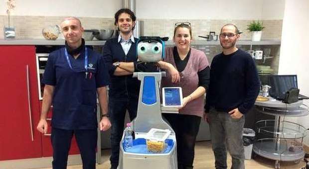 Ancona, robot-assistenti per anziani All'Inrca si collauda il prototipo "Dora"