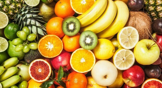 Alimentazione, frutta la prima spesa delle famiglie: clima pazzo sconvolge raccolti, addio in Italia a 1 frutto su 4