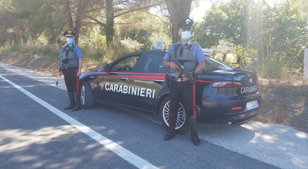 Ubriaca e senza assicurazione fugge all'alt dei carabinieri, l'inseguimento sulla Salaria