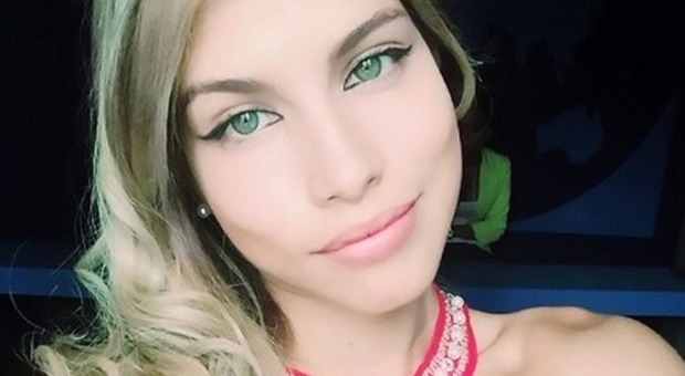Messico, modella 23enne ritrovata nuda in strada dopo un volo di 12 metri: mistero sulla morte