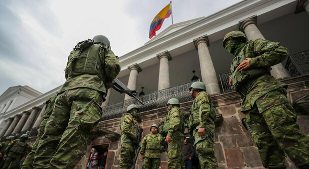 Ecuador nuova Colombia? Droga, guerra tra cartelli e controllo delle rotte: così il Paese è diventato l'hub del narcotraffico
