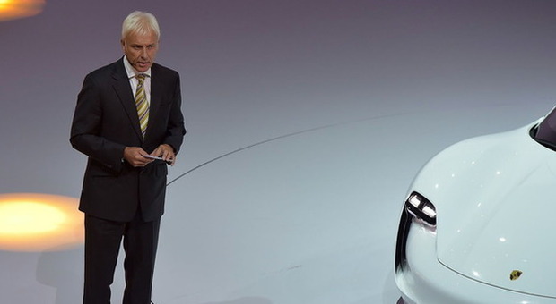Volkswagen, svolta al vertice: in arrivo Mueller (Porsche)