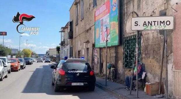 Bombe, droga e sigarette di contrabbando: arrestato 26enne a Sant'Antimo