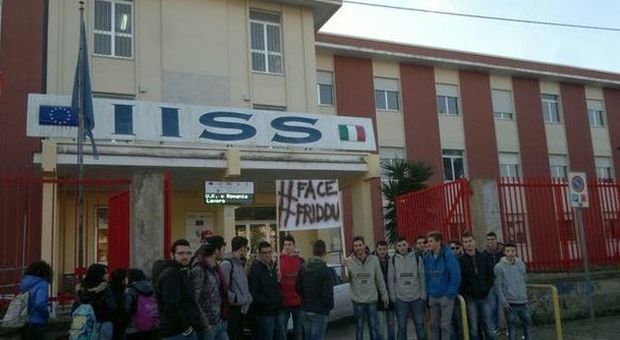 Galatina: scuole al freddo, scatta il primo sciopero
