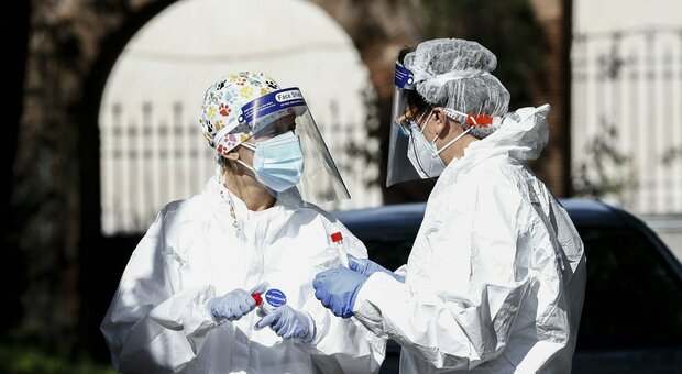 Virus, 14.842 contagi e 634 morti: nuovo aumento