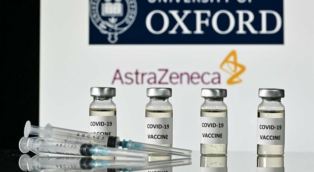 Vaccino AstraZeneca, lo studio: efficace nel ridurre del 67% la trasmissione del coronavirus