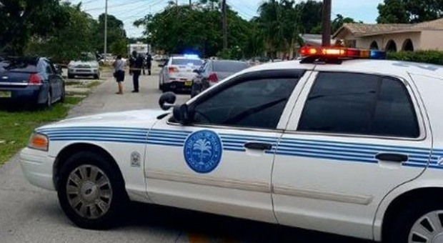 Usa, sparatoria a Miami con due morti e un bambino ferito