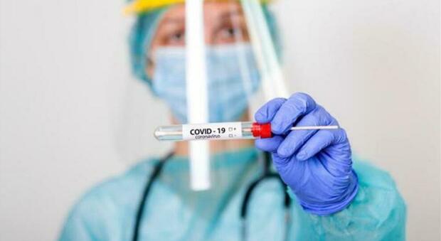Coronavirus in Italia, bollettino di oggi domenica 13 dicembre: 484 decessi e 17.938 nuovi positivi