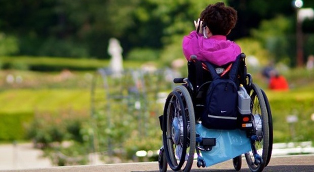 «Troppe assenze»: 12enne disabile bocciata dopo quattro mesi in terapia intensiva