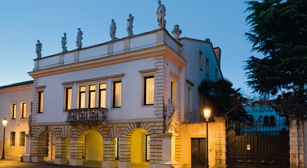 La sede del Banco delle Tre Venezie a Palazzo Pisani Gaudio a Padova