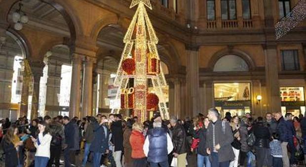 Roma, con Poste Italiane alla Galleria Alberto Sordi si può spedire la letterina dei desideri a Babbo Natale