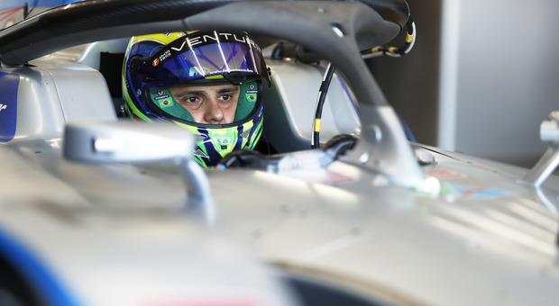 Felipe Massa, a bordo della sua Venturi