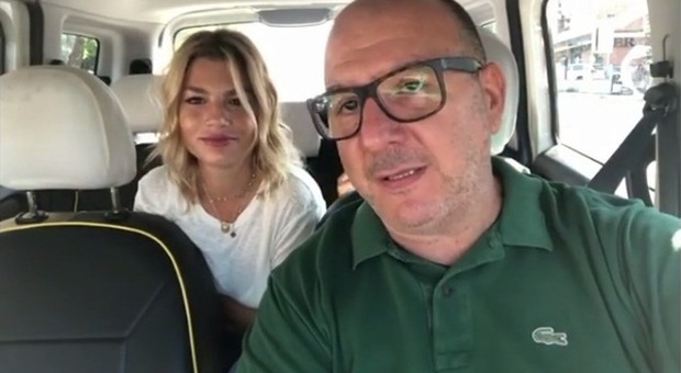 Emma Marrone duetta con un tassista romano a Fiumicino: il video fa il record di clic