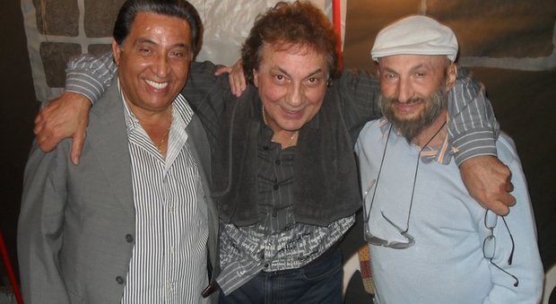 Fulvio Marzocchella, ultimo a destra, con Mario Da Vinci e Tullio De Piscopo