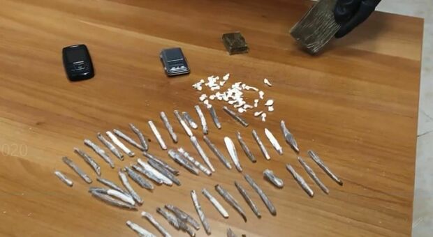 Ercolano, blitz anti-droga: i carabinieri arrestano 2 persone