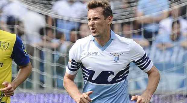 Lazio, Pioli perde i pezzi: Klose e Mauri verso il forfait contro il Parma