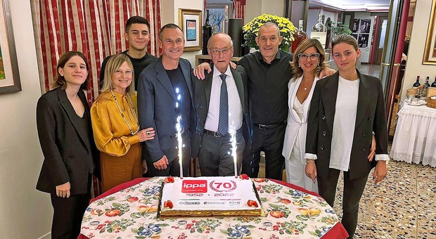 Rino Zecchin festeggia i 90 anni e i 70 della Ippa di Tombolo