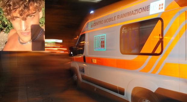 Incidente in Salento, scontro frontale fra due auto: morto un 27enne, feriti altri 5 ragazzi