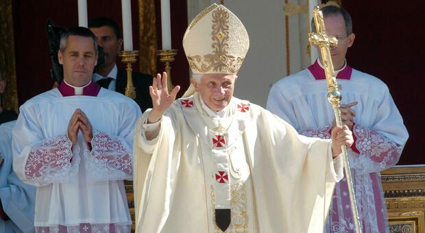 Benedetto XVI, il testamento spirituale: «Chiedo perdono a chi ho fatto torto»