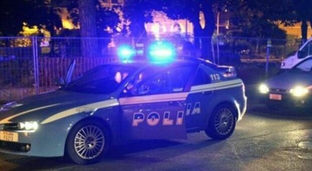 Stalking a Napoli, minaccia l'ex fidanzata con una motosega: arrestato 24enne
