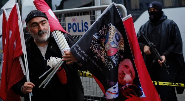 Turchia, alta tensione con l'Olanda L'ira di Erdogan: pagheranno