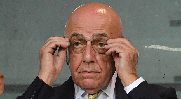 Elezioni, Galliani candidato: "Pronto a servire ancora Silvio, non so nulla di politica ma sto studiando"