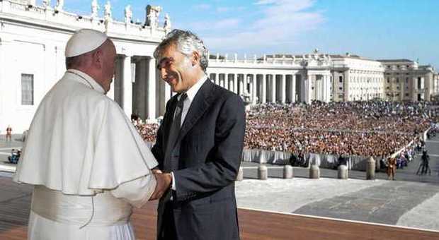Papa Francesco: «Difendiamo il lavoro vero, l'economia non deve pensare solo al reddito»