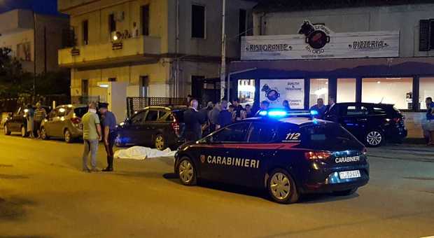 Pescara, litigano per un parcheggio: ucciso. Caccia all'omicida in fuga col Suv