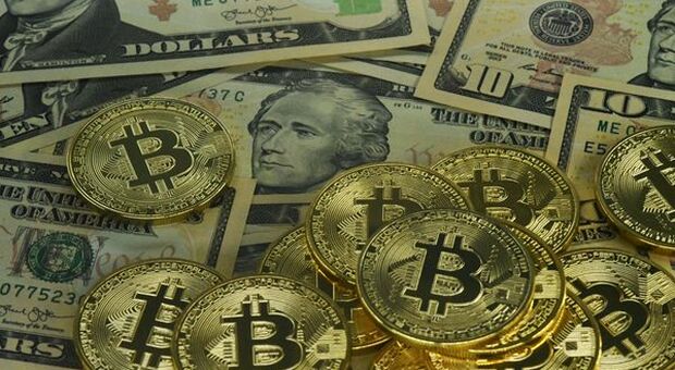 Bitcoin in recupero dopo aver toccato i minimi da inizio marzo