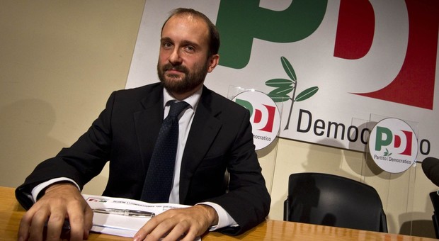 Congresso Pd, caos tessere a Napoli: pressing di Orfini, rischio slittamento