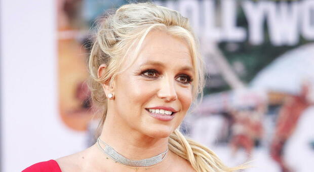 Britney Spears è libera, il padre chiede la fine della custodia legale