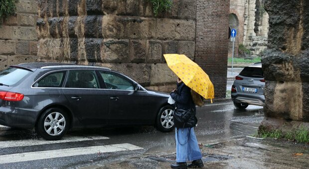 Maltempo Roma, non si ferma il temporale: dove sta colpendo e quanto durerà