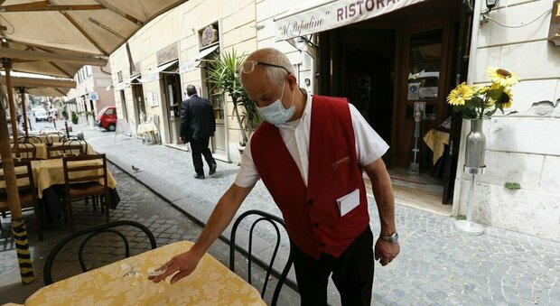 Dpcm, i ristoratori di Roma: «Si rischiano perdite da 300milioni e 70mila posti di lavoro in meno»