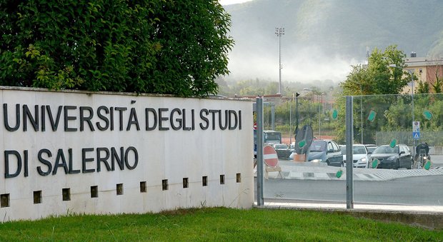 Uno degli accessi al campus universitario di Fisciano