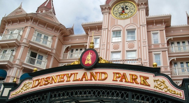 Disneyland, una coppia ha vissuto per 15 anni all'interno del parco divertimenti: ecco perché