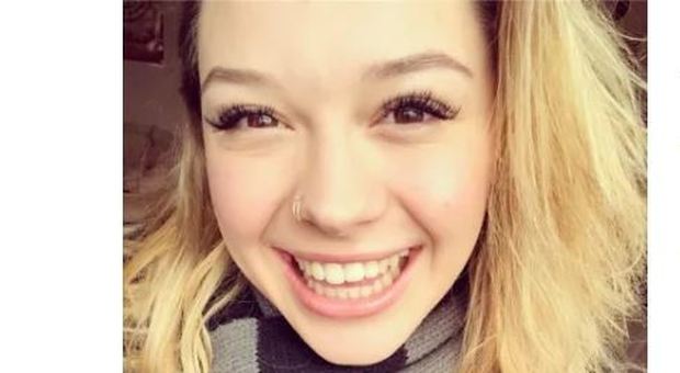 Studentessa 21enne accoltellata a morte: era andata in Olanda dopo il suicidio del fratello Video