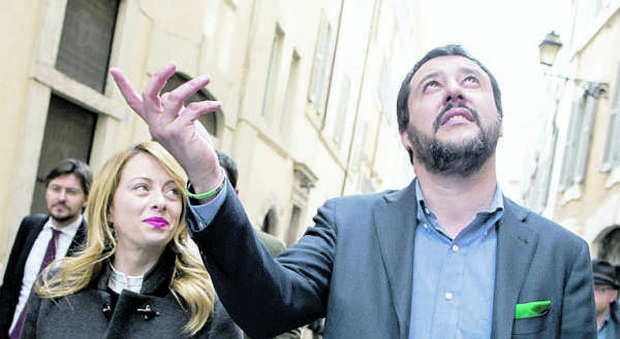 Roma, Berlusconi: divisi si perde Salvini all'attacco: ma l'alleanza resta