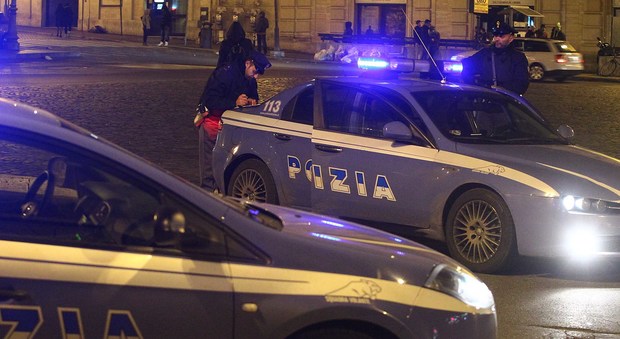 Roma, rapina due farmacie in pochi minuti: arrestato in metropolitana