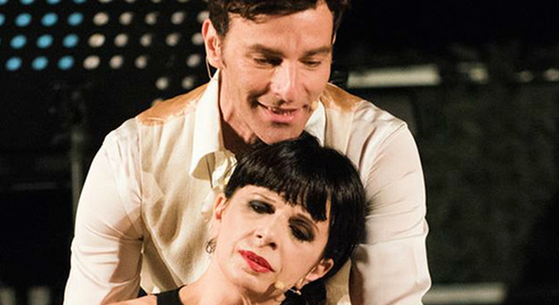 Al Teatro Cortese dei Colli Aminei in scena Lalla Esposito e Massimo Masiello con «Sfogliatelle e altre storie d'amore»